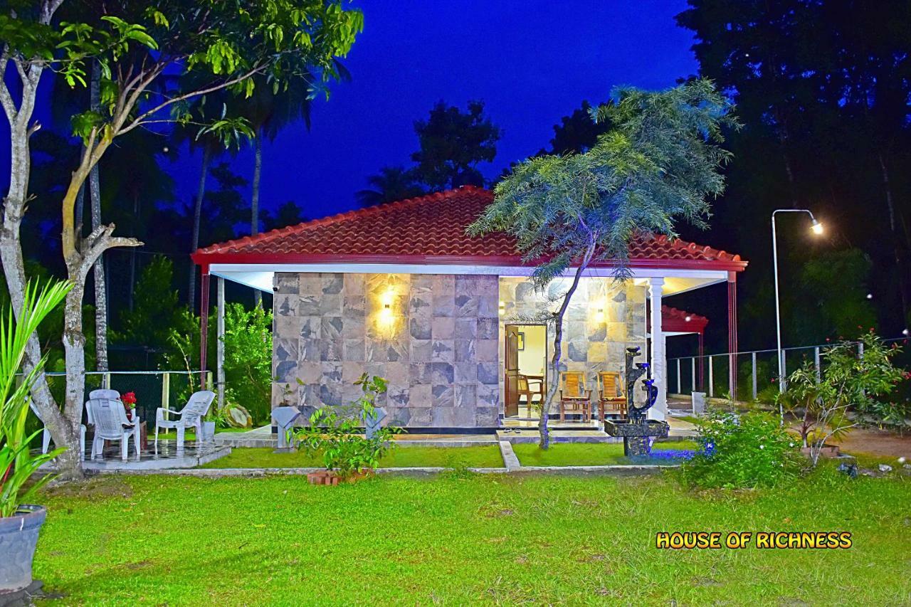 מלון נגומבו House Of Richness מראה חיצוני תמונה