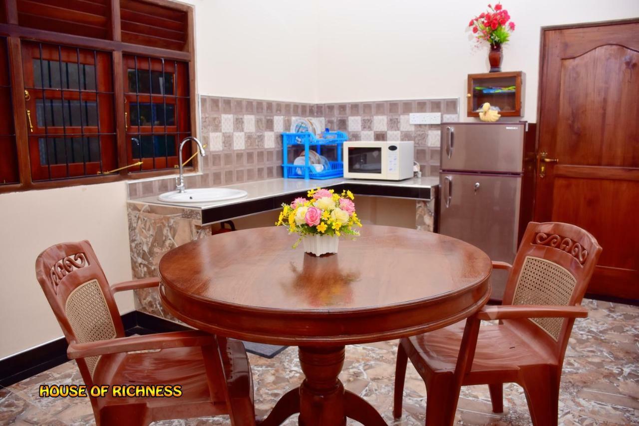 מלון נגומבו House Of Richness מראה חיצוני תמונה